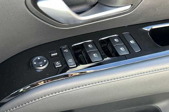 Hyundai TUCSON 1.6 h T-GDi Ultimate SUV 5dr Petrol Hybrid Auto Euro 6 (s/s) (230 ps) lid - Atlas white