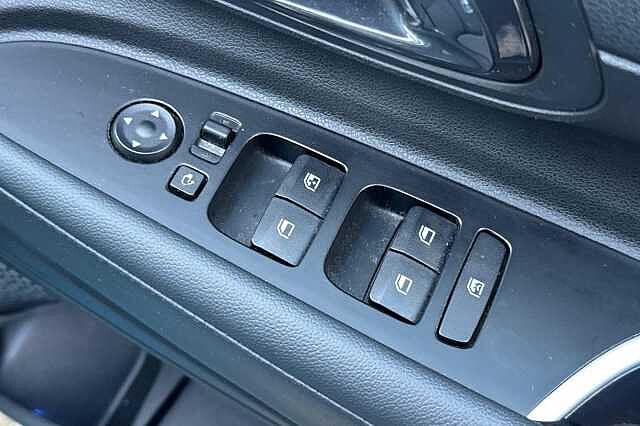 Hyundai I20 1.0T GDi 48V MHD Premium 5dr