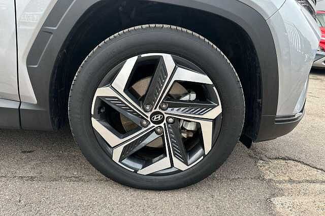 Hyundai TUCSON 1.6 TGDi Hybrid 230 Ultimate 5dr 2WD Auto Shimmering Silver