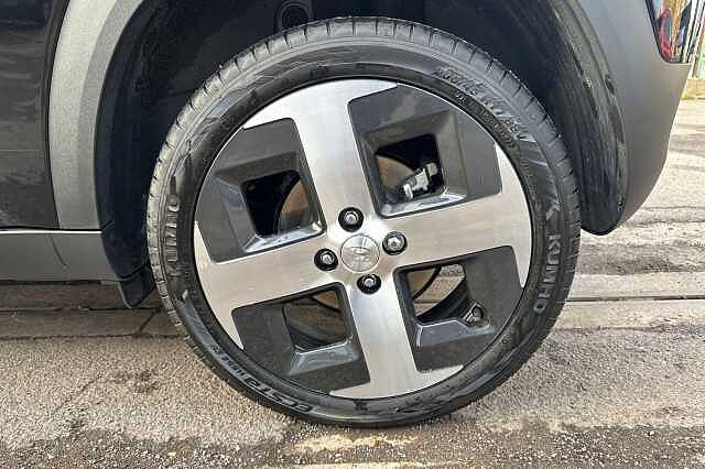 Hyundai INSTER 85kW 02 49kWh 5dr Auto