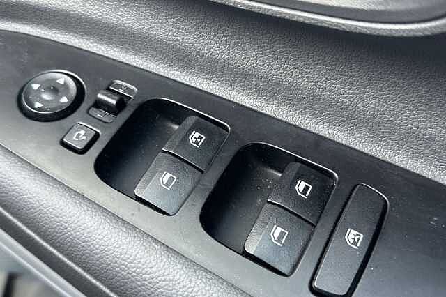 Hyundai BAYON 1.0 TGDi Ultimate 5dr DCT Black