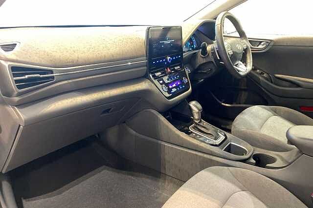 Hyundai IONIQ 1.6 GDi Hybrid Premium 5dr DCT