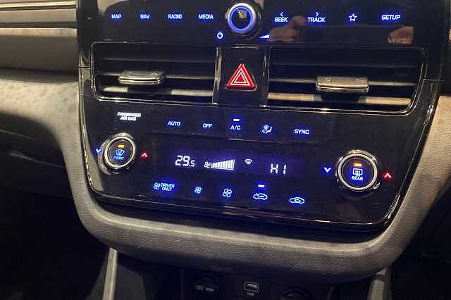 Hyundai IONIQ 1.6 GDi Hybrid Premium 5dr DCT