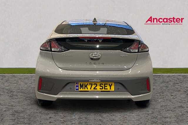 Hyundai IONIQ 1.6 GDi Hybrid Premium 5dr DCT