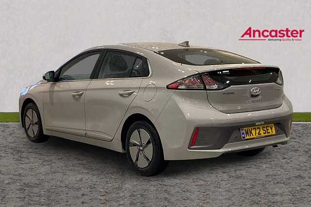 Hyundai IONIQ 1.6 GDi Hybrid Premium 5dr DCT