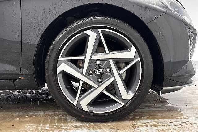 Hyundai TUCSON 1.6T Hybrid N Line 5dr Auto White