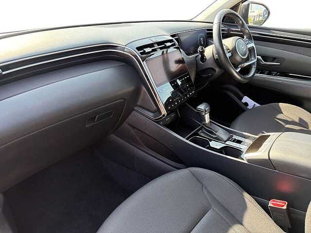 Hyundai TUCSON 1.6 TGDi 48V MHD SE Connect 5dr 2WD DCT