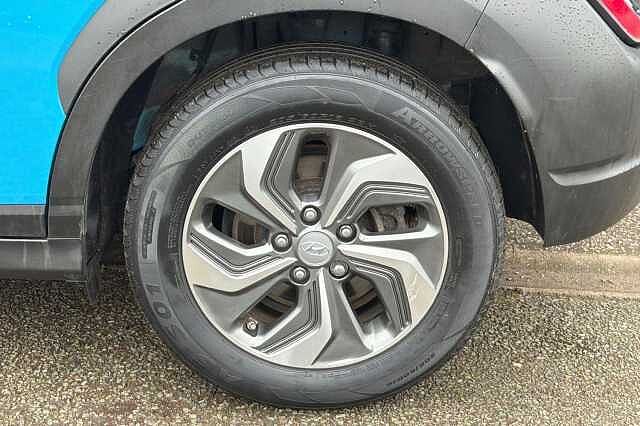 Hyundai KONA 1.6 GDi Hybrid SE Connect 5dr DCT Dive blue