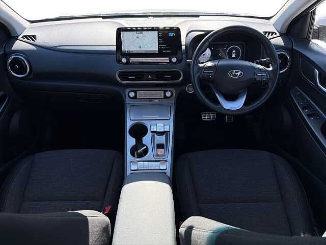 Hyundai KONA 100kW SE Connect 39kWh 5dr Auto lid - Atlas white