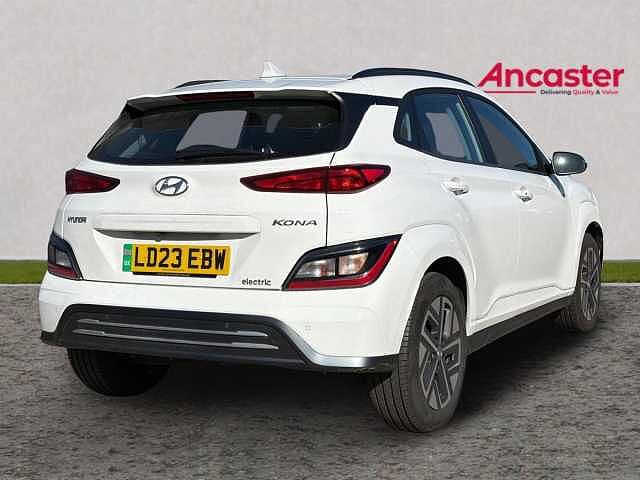 Hyundai KONA 100kW SE Connect 39kWh 5dr Auto lid - Atlas white