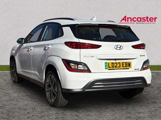 Hyundai KONA 100kW SE Connect 39kWh 5dr Auto lid - Atlas white