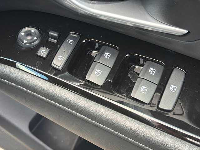 Hyundai TUCSON 1.6 TGDi Hybrid 230 Premium 5dr 2WD Auto White