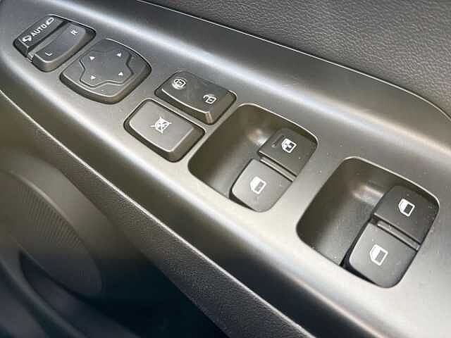 Hyundai KONA 1.6 GDi Hybrid Ultimate 5dr DCT